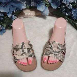 New condition sandals shoes for women size 9.5